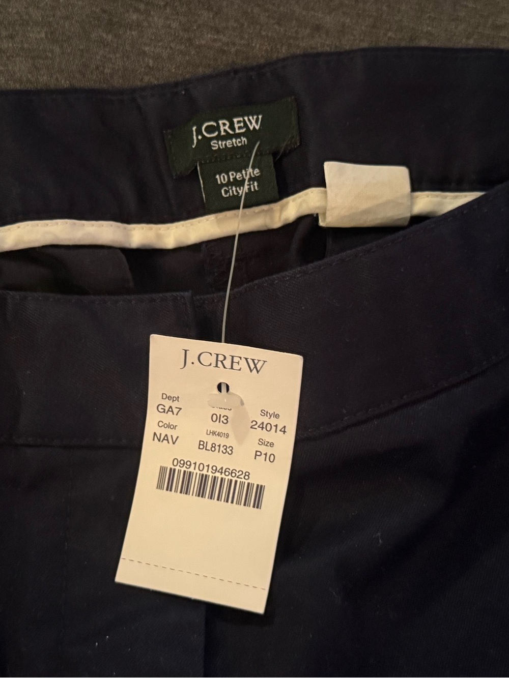 J. Crew  Cropped Navy Petite Size 10 City-Fit Stretch Chinos. NWT